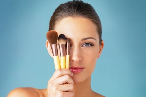 Top 10 Must-Have Makeup Products for a Flawless Look